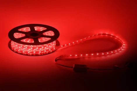 Светодиодная лента 220V 20м RGB ЭРА LS5050-7,2-30-220-RGB-IP67-20m