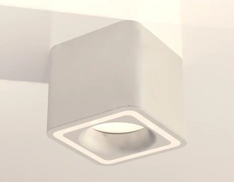 Накладной точечный светильник Ambrella Techno Spot XS7805020 (220V, куб)