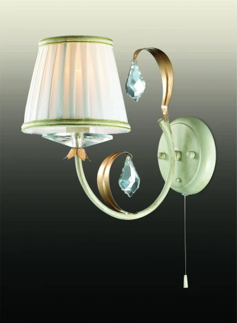 Бра Odeon Light Dagura 2682/1W
