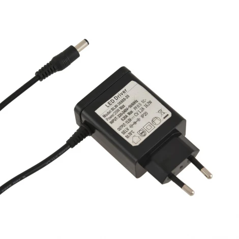 Торшер светодиодный с выключателем Lumion Horsa 8331/15FL черный, металл/пластик LED 15W 3000/4000/6000K 220-240V ССТ/диммер (регулировка яркости)