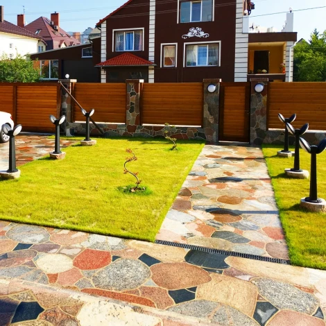 Наземный фонарь Fumagalli Lucia 1R3.613.X20.AYE27 (220V, круглые, IP66)