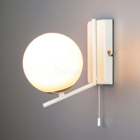 Бра Eurosvet Lucas 70092/1 белый