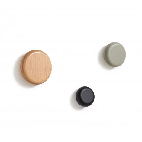 Nadue Набор из 3 настенных крючков из массива бука с натуральной, серой и черной отделкой La Forma (ex Julia Grup) арт.148228