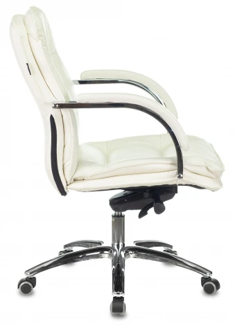 Кресло руководителя Бюрократ T-9927SL-LOW слоновая кость кожа низк.спин. крестовина металл хром