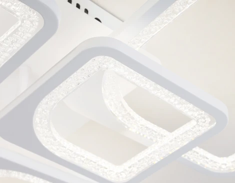 Потолочная люстра Ambrella ACRYLICA FA4423 (LED, 220V, пульт управления)