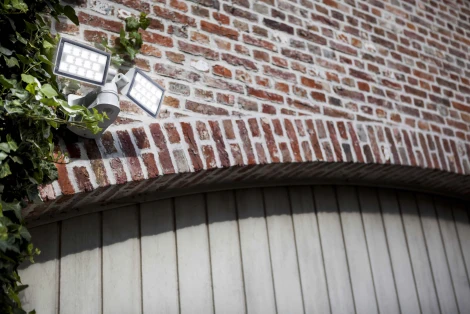 Прожектор уличный Oasis Light W6294