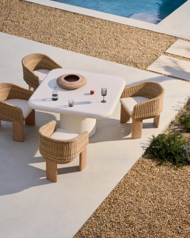 Стул Xoriguer из искусственного ротанга и 100% массива эвкалипта La Forma (ex Julia Grup) 191750