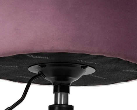 Пуф DOBRIN DANNY BLACK (пудрово-сиреневый велюр (MJ9-52)) 2050_BlackBase-LM BLACK, цвет сиденья пудрово-сиреневый (MJ9-52), основания черный