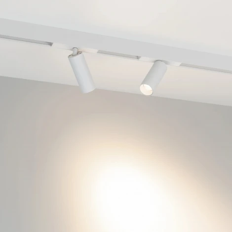 Трековый светильник магнитный MAG-SPOT-25-R90-9W Day4000 (WH, 30 deg, 24V) (Arlight, IP20 Металл) 050044 (LED)