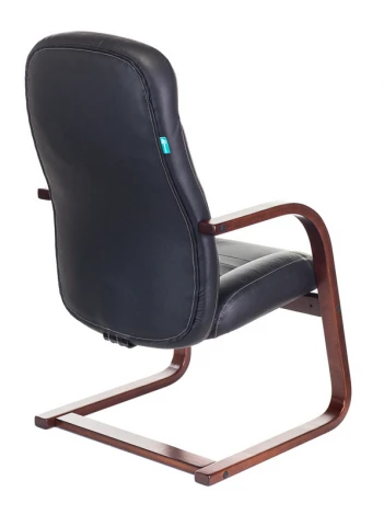 Кресло Бюрократ T-9923WALNUT-AV черный кожа полозья дерево