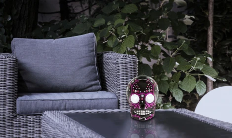 Газонная световая фигура Globo Череп 33592