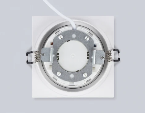 Встраиваемый точечный светильник Ambrella Techno Spot TN51824 (220V)