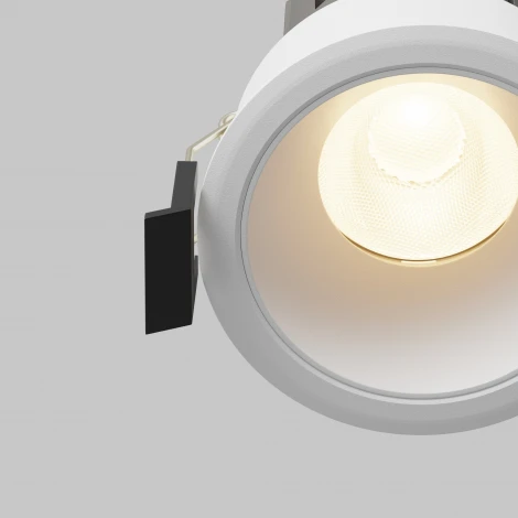 Встраиваемый светильник круглый светодиодный Maytoni Technical Maytoni Dip DL115-10W-3K-W