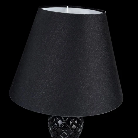 Интерьерная настольная лампа Maytoni Contrast ARM220-11-B