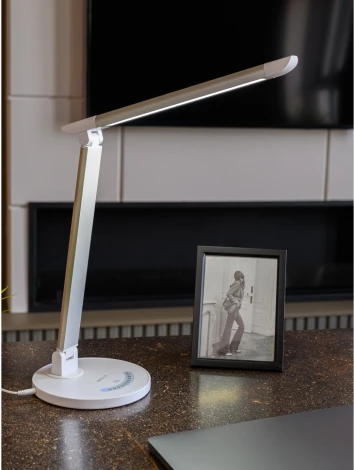 Настольная лампа Artstyle TL-255W