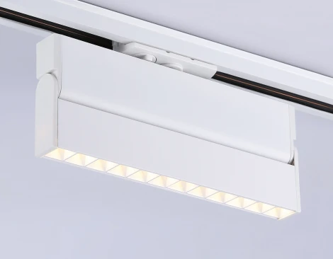 Трековый однофазный светодиодный светильник Downlight Ambrella Track System GL6815 (220V)