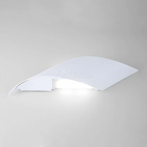 Настенный светильник Eurosvet Elegant 40130/1 LED белый