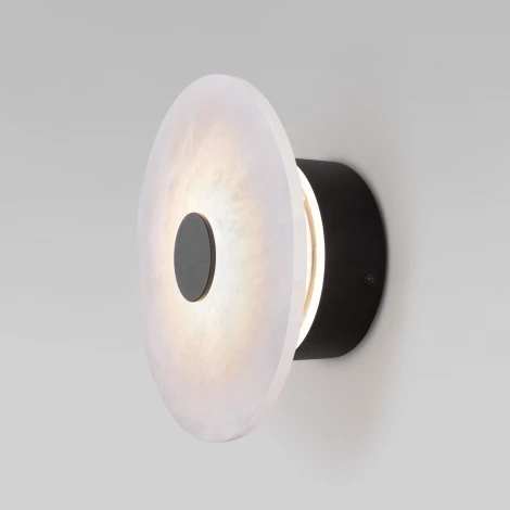 Светодиодный настенный светильник Eurosvet Thasos 40340 LED черный с мраморным рассеивателем (220V, круглые)