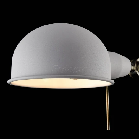 Офисная настольная лампа Maytoni Zeppo 137 Z137-TL-01-W
