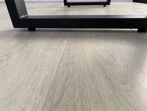 Стол от компании Мир стульев Саен 8, Черный/Бетон