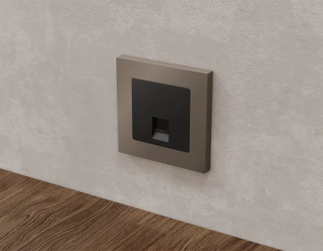 Комплект механизма Ethernet RJ-45 розетки экранированной с автоматической защитной шторкой встраиваемый (черный матовый) Ambrella Volt QUANT MA812005