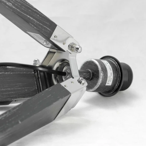 Интерьерная настольная лампа на треноге Lussole Lgo Amistad GRLSP-0555 (220V, IP21)