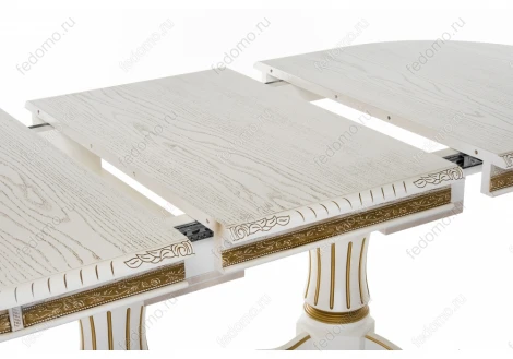 Деревянный стол Woodville Женева молочный с золотой патиной 406085