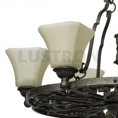 Подвесная люстра Chiaro Айвенго 382019006