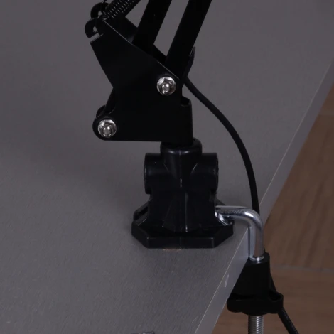 Офисная настольная лампа Reluce 00800-0.7-01A BK (220V)