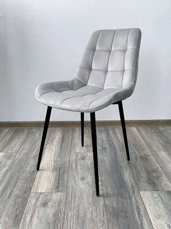 Обеденный стул M-City ХОФМАН, цвет светло-серый #H09, велюр / черный каркас 4 шт./1 к