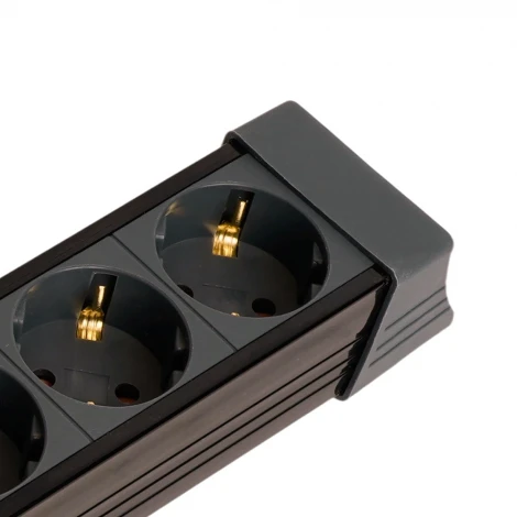 Сетевой фильтр 3-х местный с заземлением 1,8м. (черный) Stekker Techno 50153