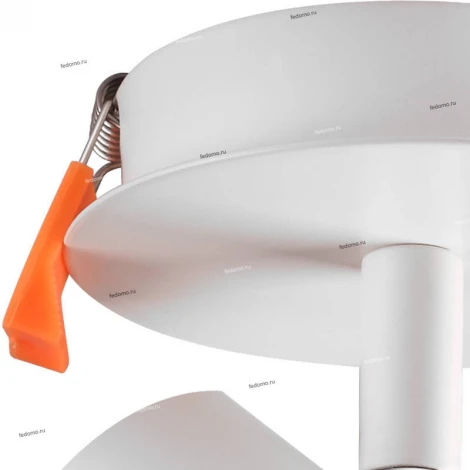 Встраиваемый точечный светильник Novotech Solo 357460