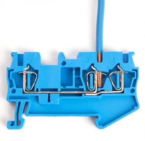 Зажим пружинный 3-х проводной проходной ЗНИ 2,5 мм2 Stekker 39969