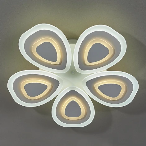 Потолочная люстра Escada Ornament 10223/5LED 94W