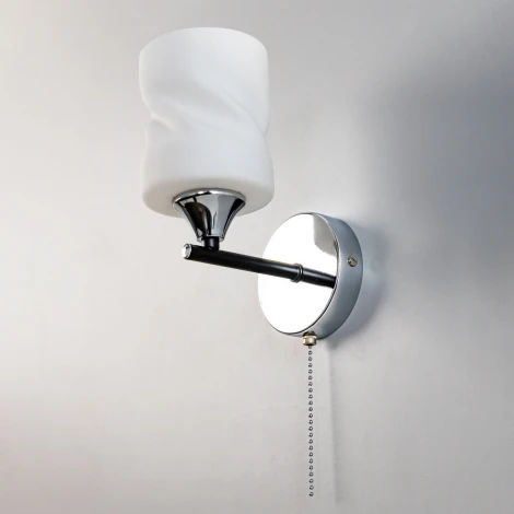 Бра с выключателем Нильс CL132315 (220V)