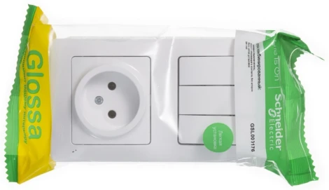 Розетка встраиваемая без заземления с трехклавишным выключателем (белый) Systeme Electric GSL000176