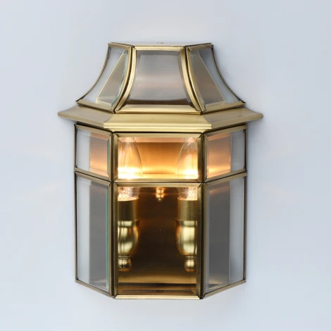 Настенный светильник уличный Chiaro Мидос 802021802