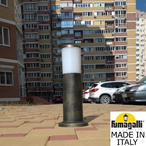 Наземный уличный светильник Fumagalli Amelia DR2.574.000.BYE27