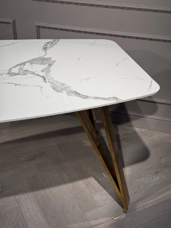 Стол обеденный IST-CASA Соар-2 F-1690,160х90х76 см, бело-серая керамика/золото