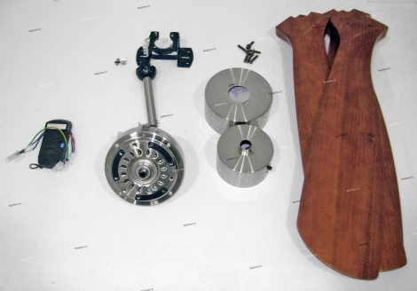 Вентилятор потолочный с пультом управления Faro Lantau, 3 лопасти, никель, орех