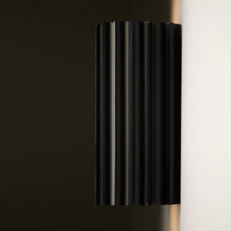 Настенный светильник Freya Slot FR5437WL-L7B (LED, 220V)