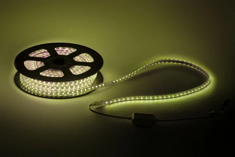 Светодиодная лента 220V 20м RGB ЭРА LS5050-14,4-60-220-RGB-IP67-20m