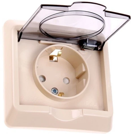 Розетка встраиваемая с заземлением, шторками и крышкой (кремовый) IP44 Systeme Electric Этюд PC16-044K