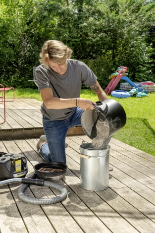 Пылесос сухой уборки для золы Karcher AD 2 Battery 1.348-300