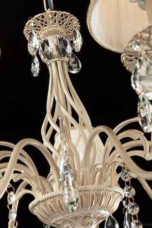 Подвесная люстра Eurosvet 3637 3637/7 белый с золотом / прозрачный хрусталь (220V, хрусталь Strotskis, на цепи)