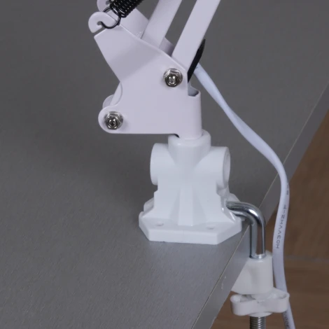 Офисная настольная лампа Reluce 00800-0.7-01A WT (220V)