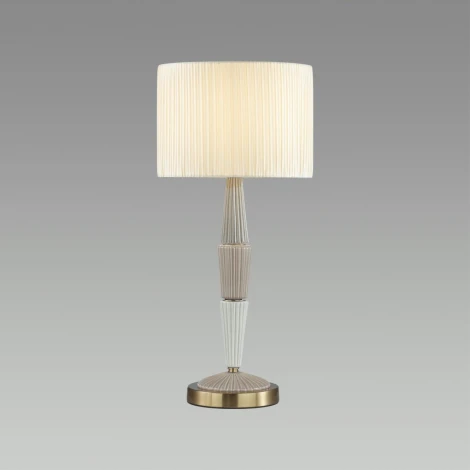 Настольная лампа Latte 5403/1T Odeon Light (220V, выключатель, круглые)