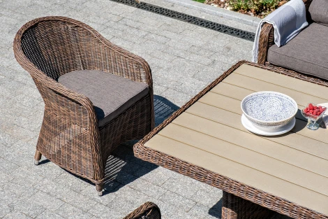 Плетеное кресло из искусственного ротанга, цвет коричневый с серой подушкой 4SIS Равенна YH-C1103W brown1