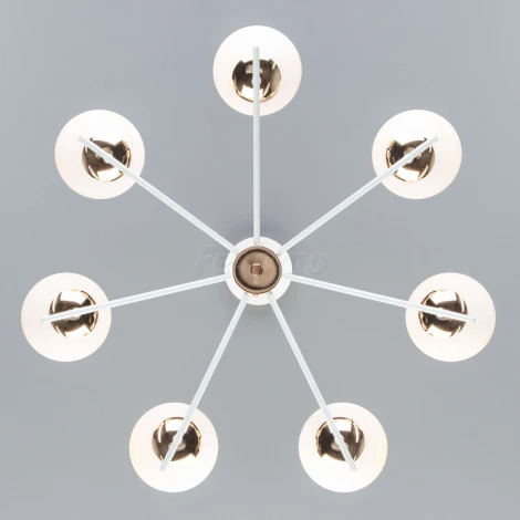 Потолочная люстра Eurosvet Lucas 70092/7 белый