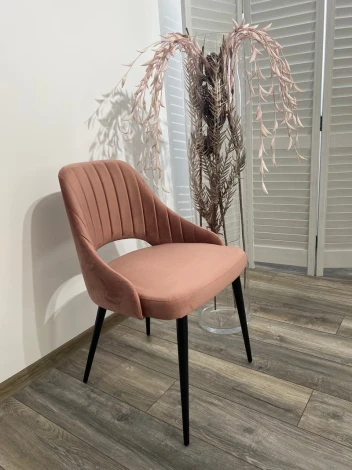 Обеденный стул M-City FANTINE-LS РОЗОВЫЙ #15, велюр / черный каркас
